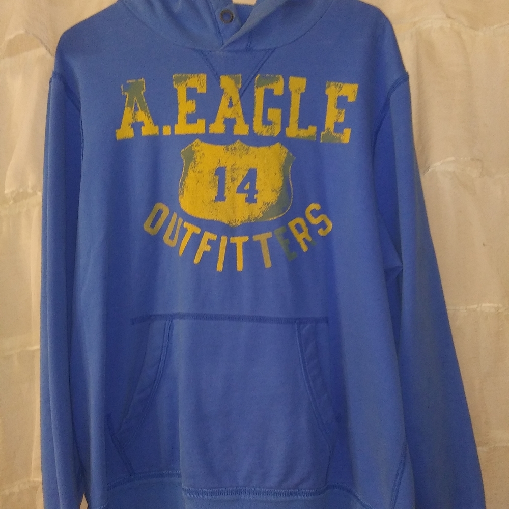 Excellent shape AE hoodie